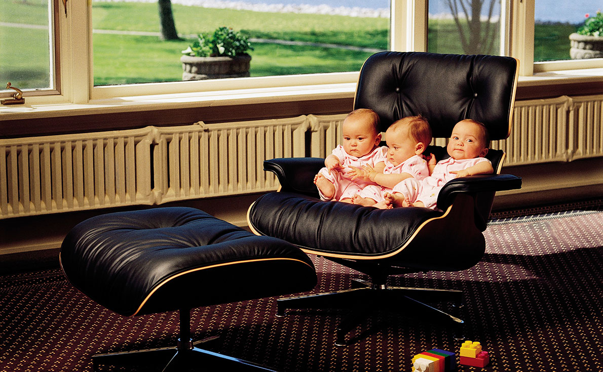 eames chair