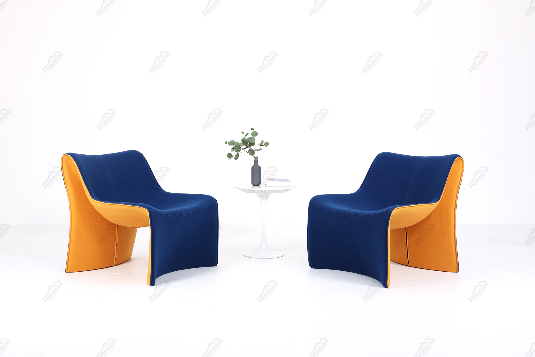 contemporary lounge chair
