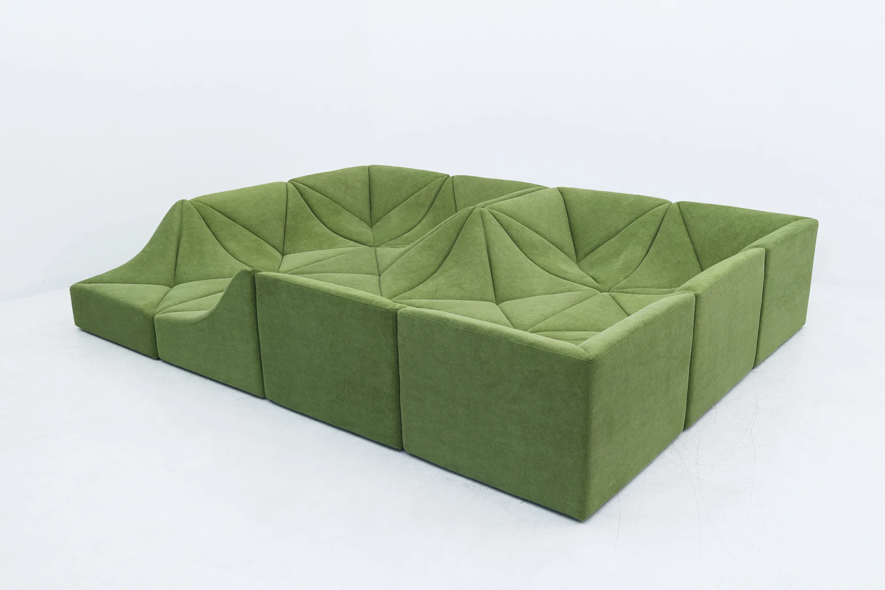 dune couch 12 pieces in green fabric