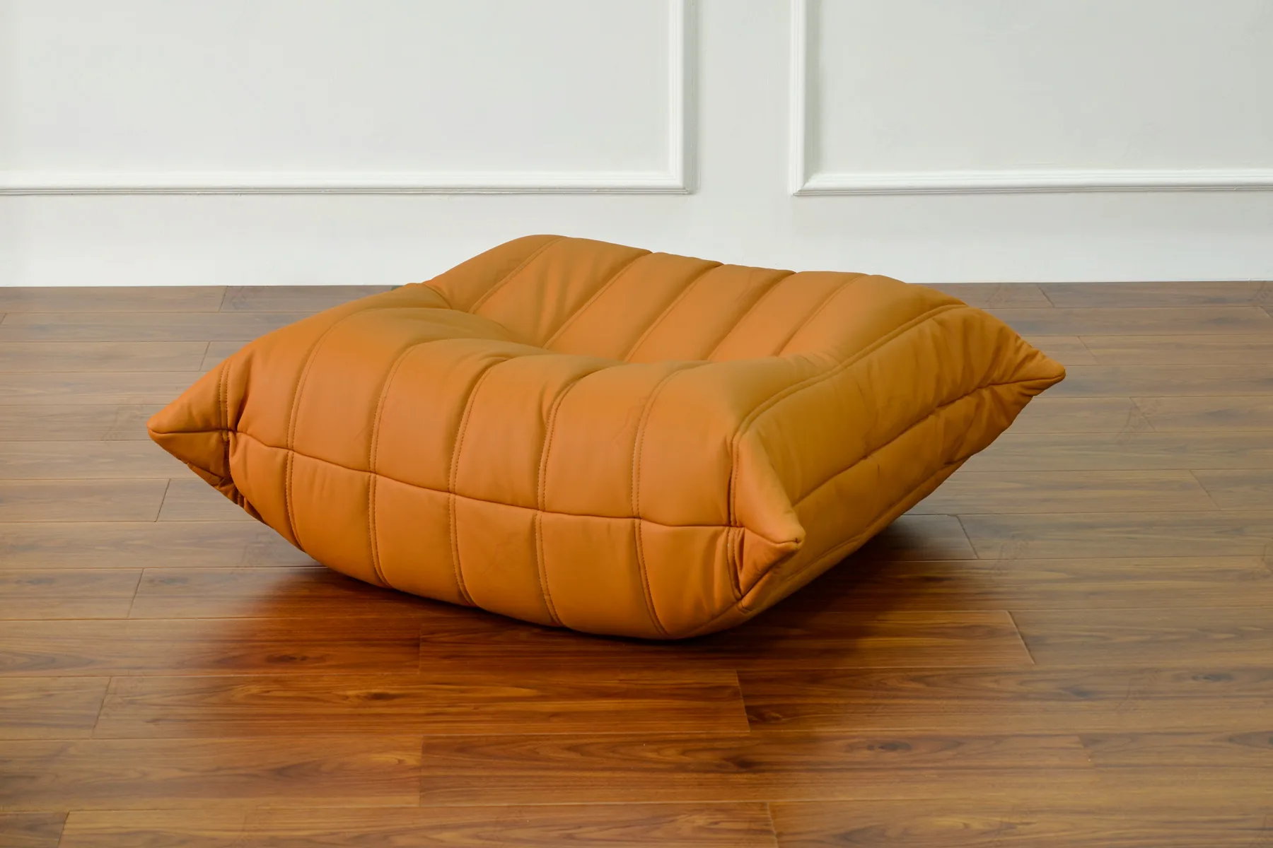 ducaroy-leather-ottoman-fa233le01o-007