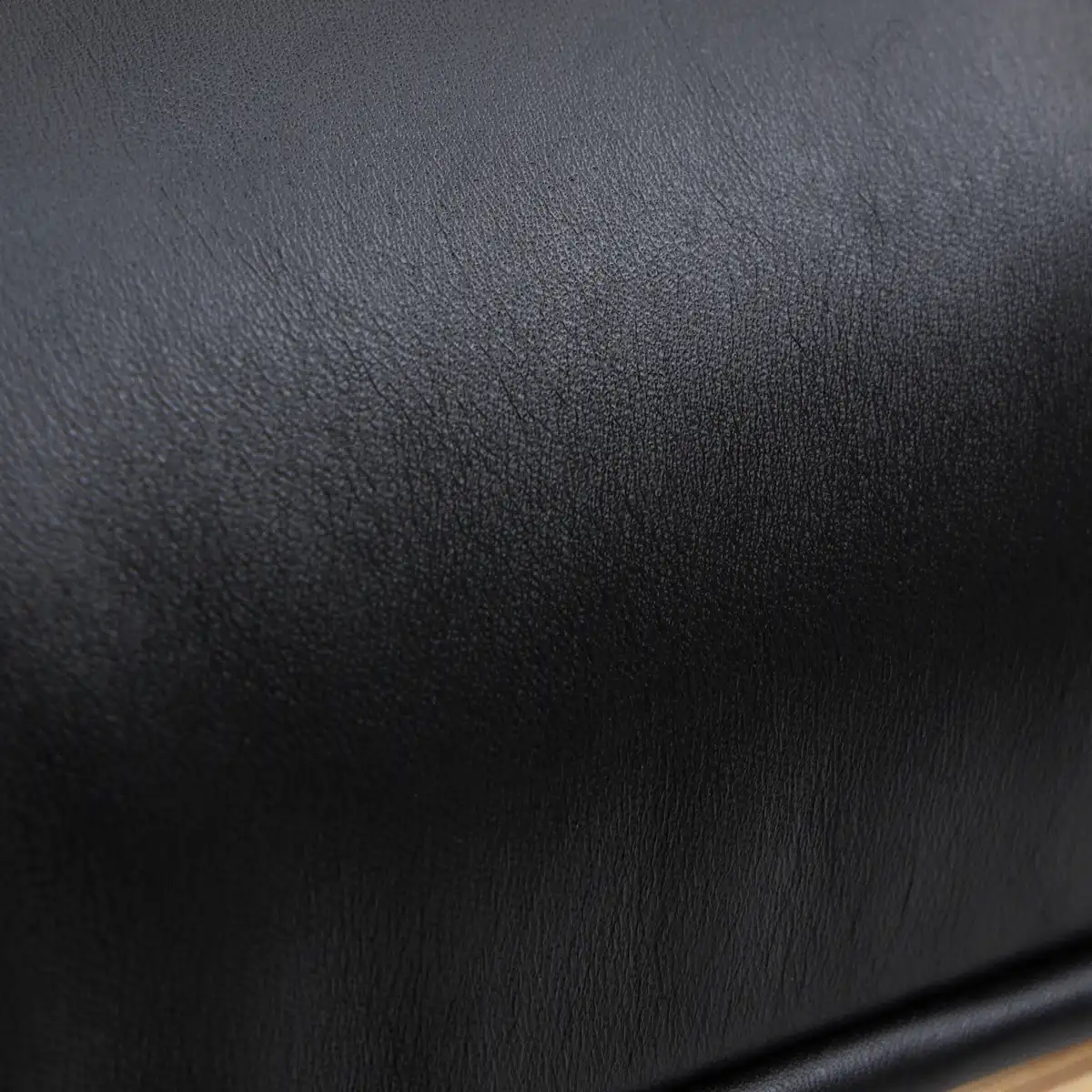 eams-lounge-chair-and-ottoman-in-full-grain-aniline-leather-hm-cl331le01f-016